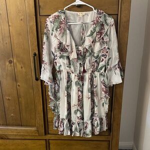 NWOT POL Floral Ruffle Dress in Cream and Purple